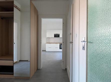 Pronájem bytu, 2+1, 71 m²