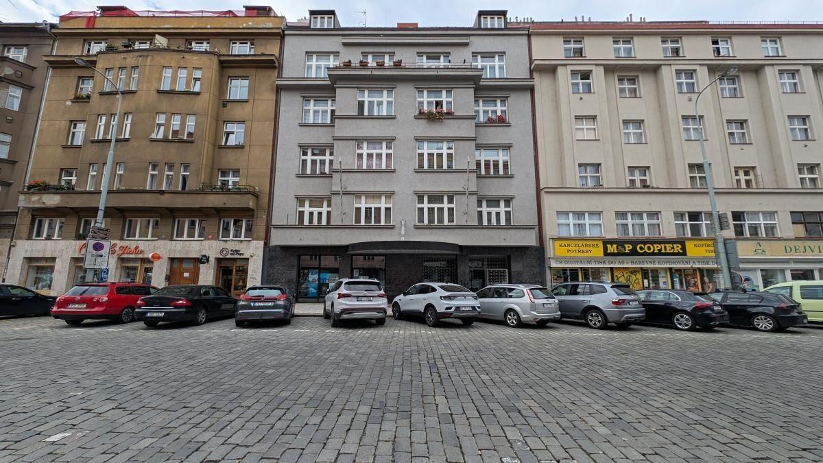 Nájem 3+1, ul. Dejvická 688/27, BJ 22, 112,85 m²