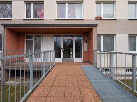 Pronájem bytu, 2+kk, 42 m²