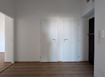 Pronájem bytu, 2+1, 67 m²