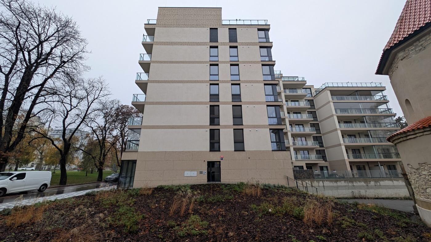 Nájem 4+kk, ul. Radimova 2522/8, BJ 59, 110,9 m², B.6.1