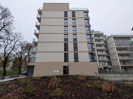 Pronájem bytu, 4+kk, 111 m²