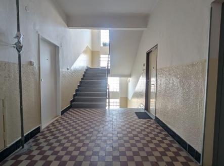 Pronájem bytu, 1+1, 53 m²