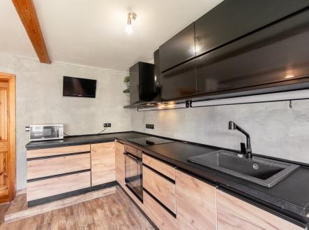 DSC08680-HDR (1) | Prodej - dům/vila, 300 m²