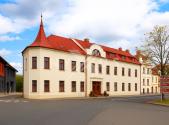 Prodej - nájemní dům, 839 m²