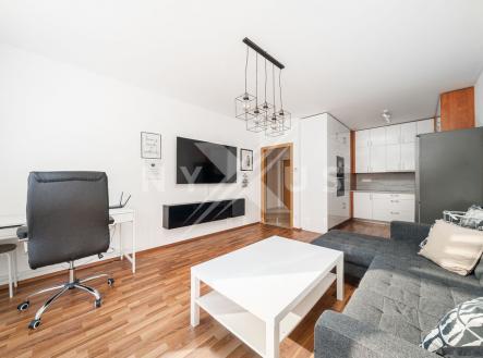 re-70-3.jpg | Pronájem bytu, 2+kk, 57 m²