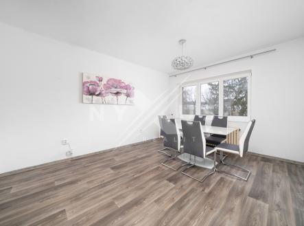 nxs-040-20.jpg | Prodej bytu, 4+1, 79 m²