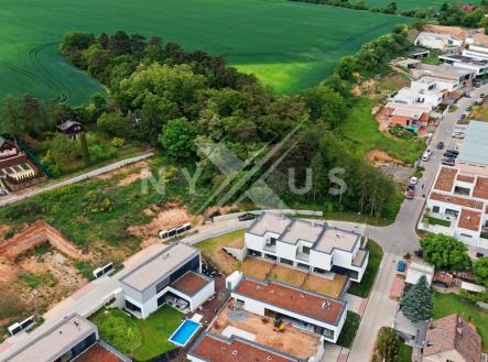 Prodej - pozemek pro bydlení, 1 217 m² obrázek