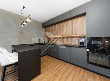 Moderní kuchyňská linka | Prodej bytu, 5+kk, 139 m²