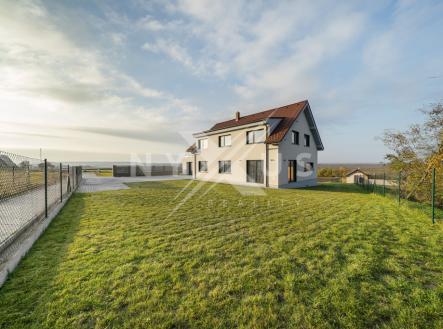 dsc00762-edit.jpg | Prodej - dům/vila, 228 m²