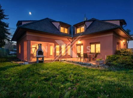 8ee7cafe-16ec-4b87-9f47-8465d797e9b3-1.jpg | Prodej - dům/vila, 345 m²