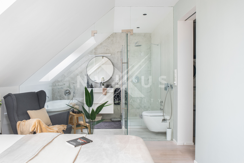 Ložnice s vlastní koupelnou