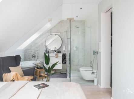 Ložnice s vlastní koupelnou | Prodej bytu, 6+1, 155 m²