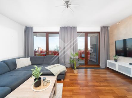 Obývací pokoj se vstupem na terasu | Prodej bytu, 3+kk, 93 m²