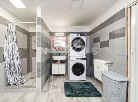 dsc09572-decluttered.jpg | Prodej - hotel, 400 m²