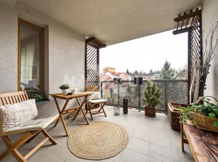 Krytá lodžie s výhledem | Prodej bytu, 3+kk, 132 m²