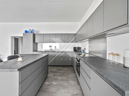 dsc09516-2.jpg | Pronájem - dům/vila, 145 m²