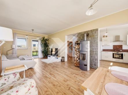 Obývací pokoj | Prodej - dům/vila, 144 m²