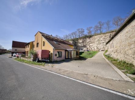 Aktuální stav domu | Prodej - dům/vila, 150 m²