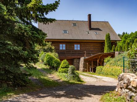 Exteriér srubu | Prodej - dům/vila, 284 m²
