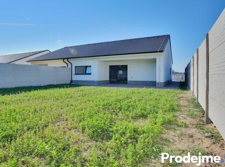 Hevlin-RD5_15 | Prodej - dům/vila, 101 m²