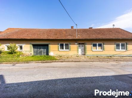 Prodej - dům/vila, 252 m² obrázek
