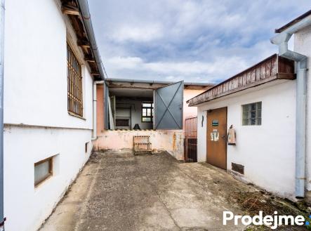 RAMPA2 | Prodej - komerční objekt, výroba, 907 m²