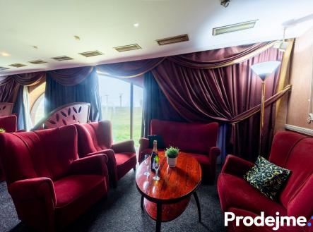 2Z8A1570-HDR | Prodej - komerční objekt, jiný, 824 m²