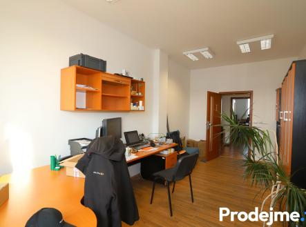 1 | Pronájem - kanceláře, 87 m²