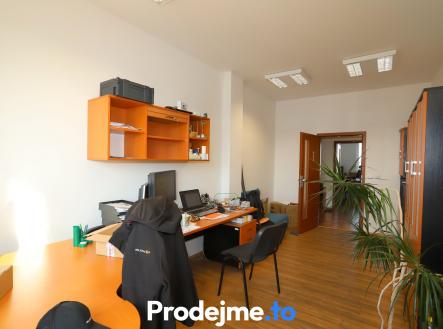 1 | Pronájem - kanceláře, 87 m²
