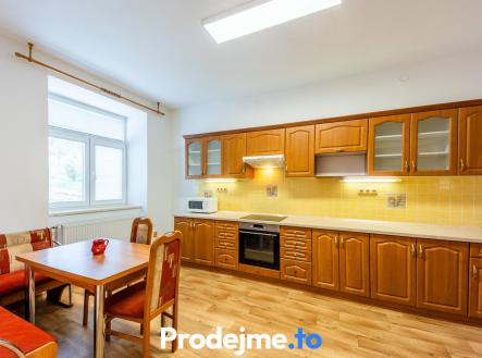 Pronájem bytu, 3+1, 113 m²