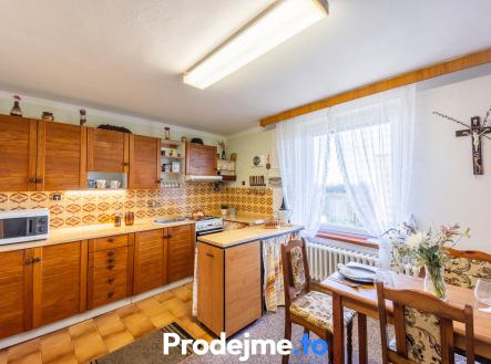 13 | Prodej - dům/vila, 260 m²