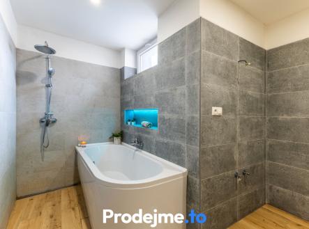 koupelna - 1patro | Prodej - dům/vila, 182 m²