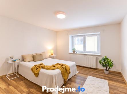pokoj č.1 - 1 patro | Prodej - dům/vila, 182 m²