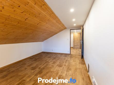 pokoj č. 2-2patro | Prodej - dům/vila, 182 m²