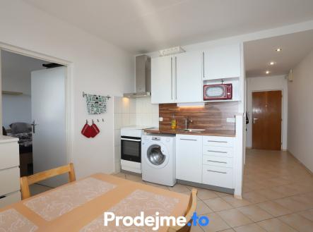 100 | Pronájem bytu, 1+1, 33 m²