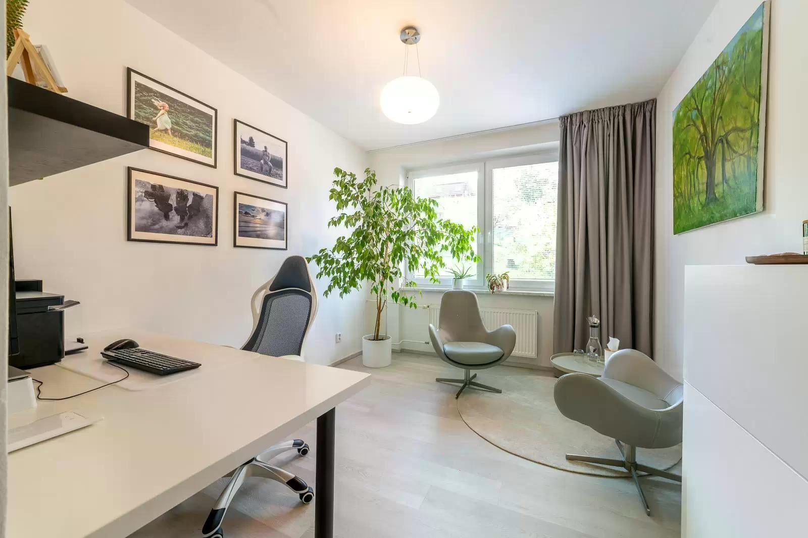 Pronájem bytu 3+1, 72 m², Luhačovice – parkování, klidná lokalita