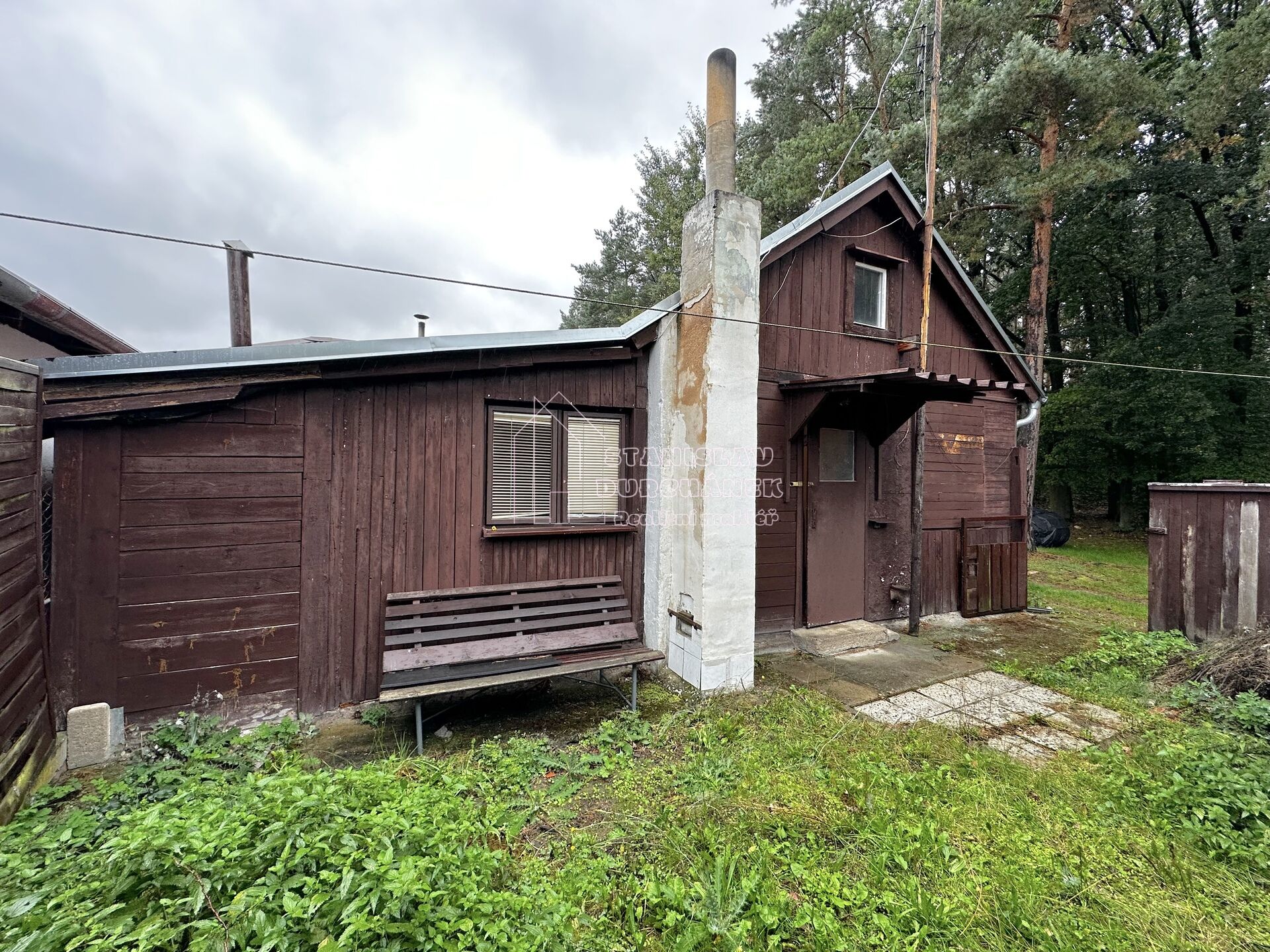 Chata na kraji lesa, obec Plešnice, okres Plzeň-sever