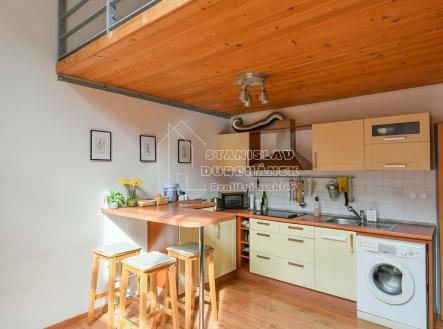 Pronájem bytu, atypický, 44 m²