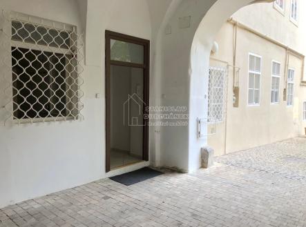 Pronájem - kanceláře, 62 m²