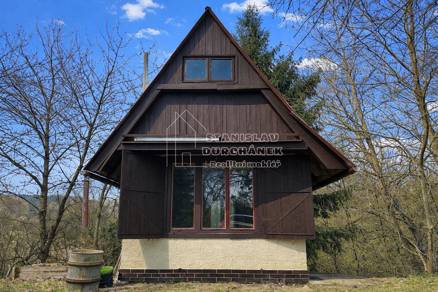 Zděná chata 16 m2 + obytné podkroví a sklep, Brno - Kníničky