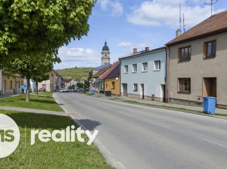 Prodej - dům/vila, 450 m² obrázek