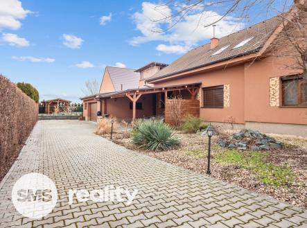 Pronájem - dům/vila, 250 m² obrázek