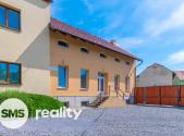 Pronájem - skladovací prostor, 450 m²
