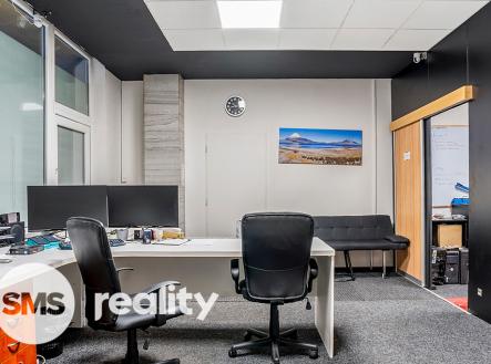 776-25880.jpg | Pronájem - obchodní prostor, 70 m²