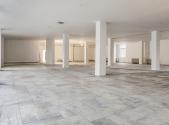 Pronájem - obchodní prostor, 691 m²