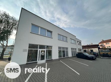 obrazek-whatsapp-2025-04-28-v-13.31.22-ed0ae18c.jpg | Pronájem - obchodní prostor, 166 m²