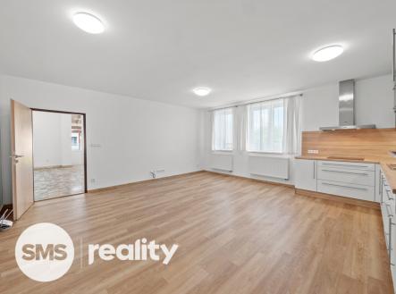 kuchyň s obývacím pokojem | Pronájem bytu, 2+kk, 72 m²