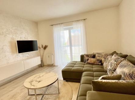 Pronájem bytu, 1+kk, 42 m² obrázek