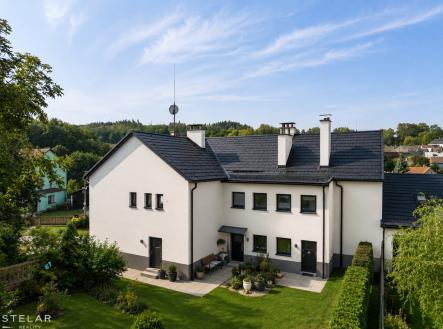 vizualizace-bd-usobi-ze-dvora.png | Prodej - nájemní dům, 248 m²